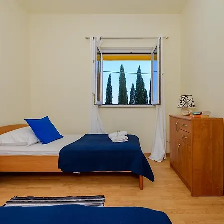 Apartment Villa Cesare
